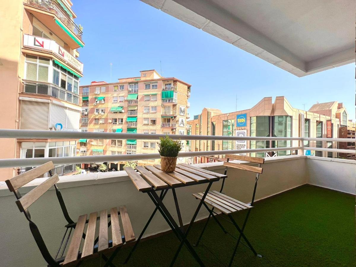 Scala & Balcony By Ele Apartments Малага Екстер'єр фото